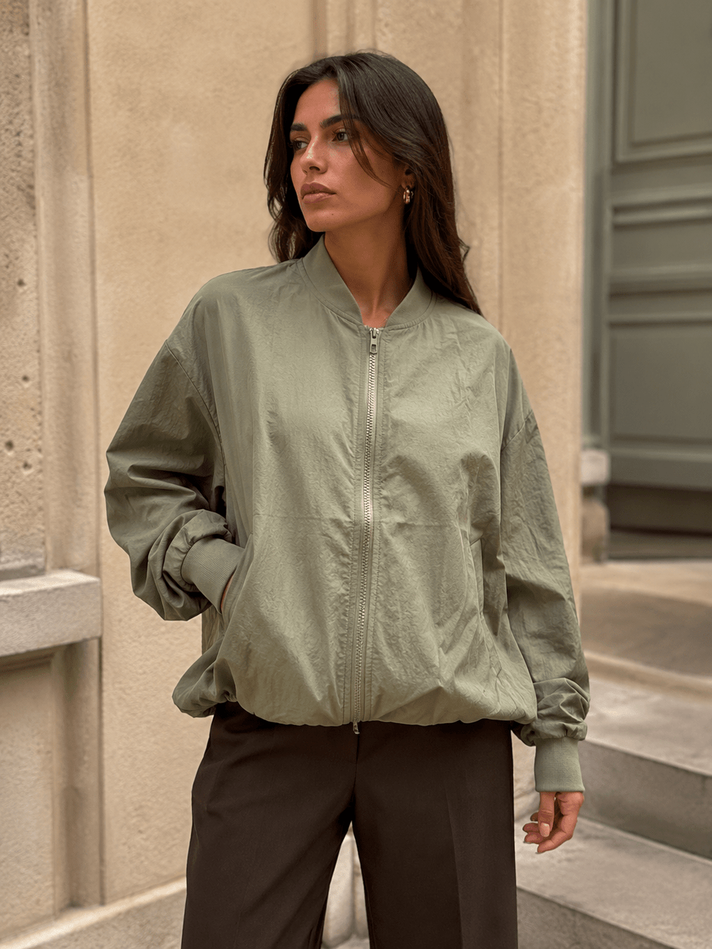 Veste coupe ballon femme kaki - Veste Iéna - Prêt-à-porter féminin | HBL Studio